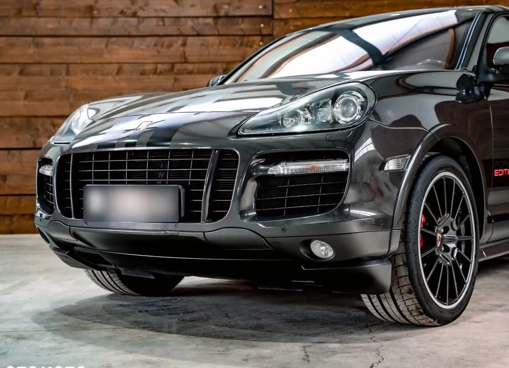 Porsche Cayenne cena 119999 przebieg: 199000, rok produkcji 2010 z Poznań małe 137